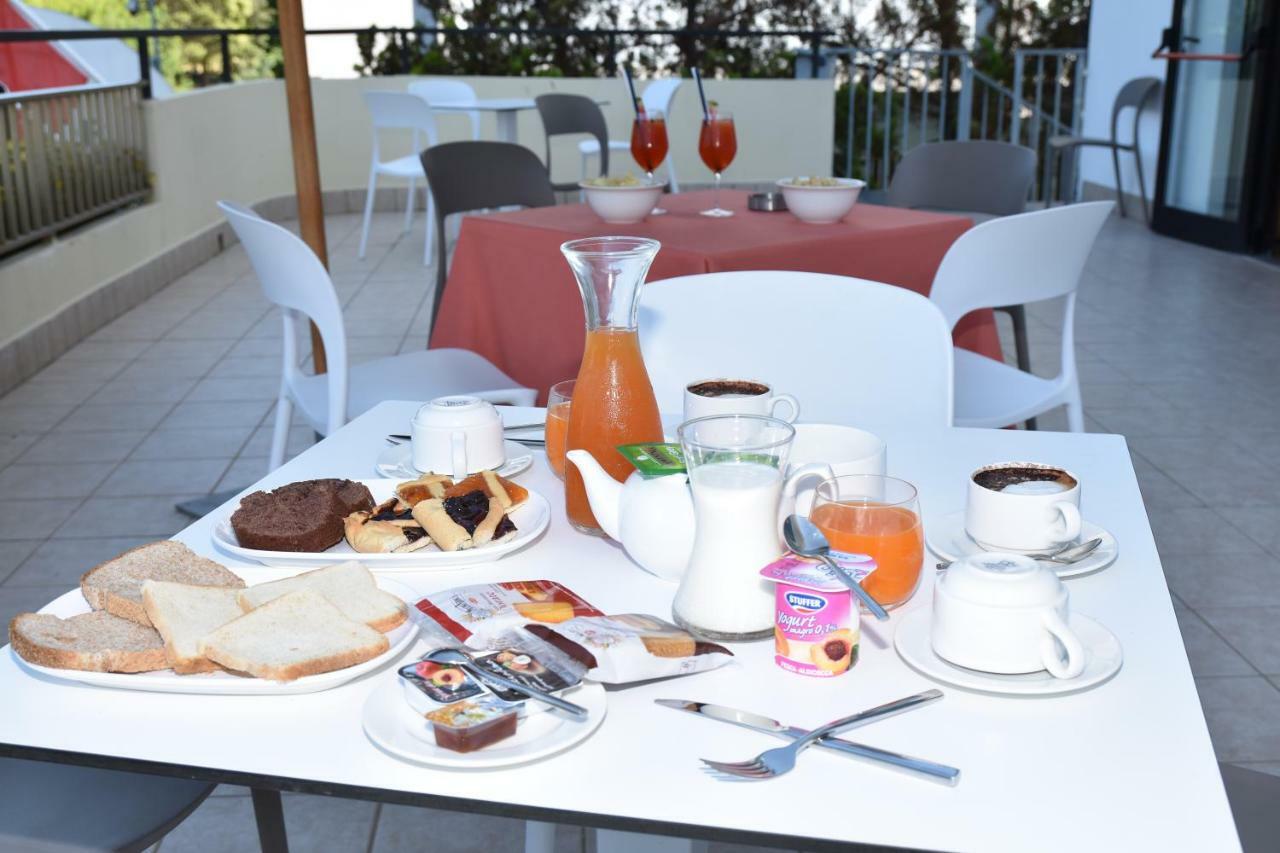 Hotel Excelsior Montesilvano Ngoại thất bức ảnh
