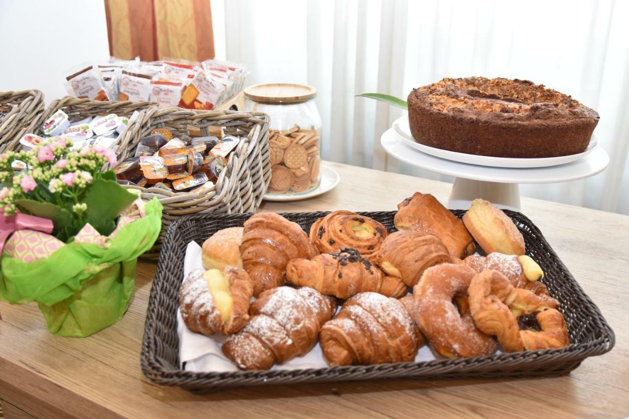 Hotel Excelsior Montesilvano Ngoại thất bức ảnh
